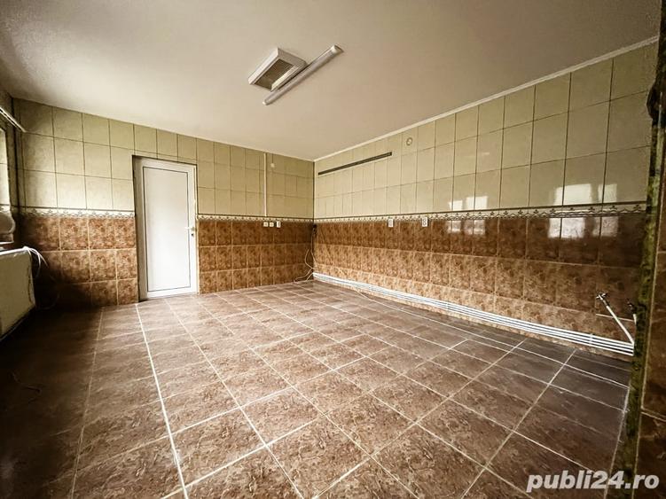 Casă cu 4 camere cu Teren 500 Mp în Central