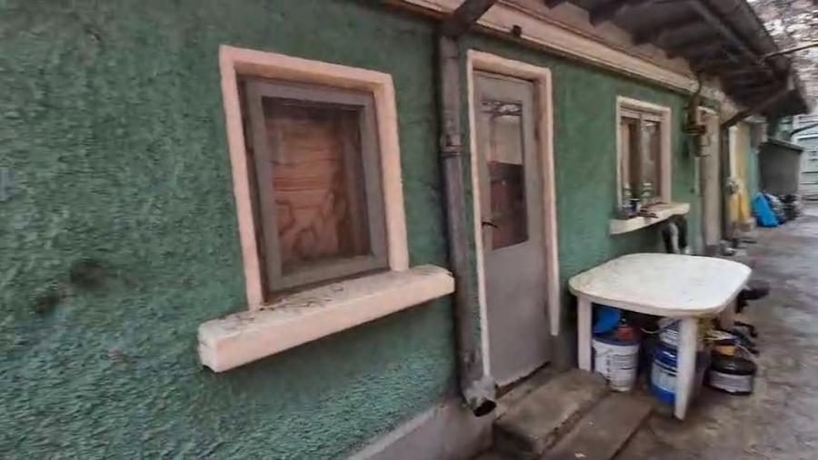 Casă individuală cu 5 camere cu Canalizare în Tei
