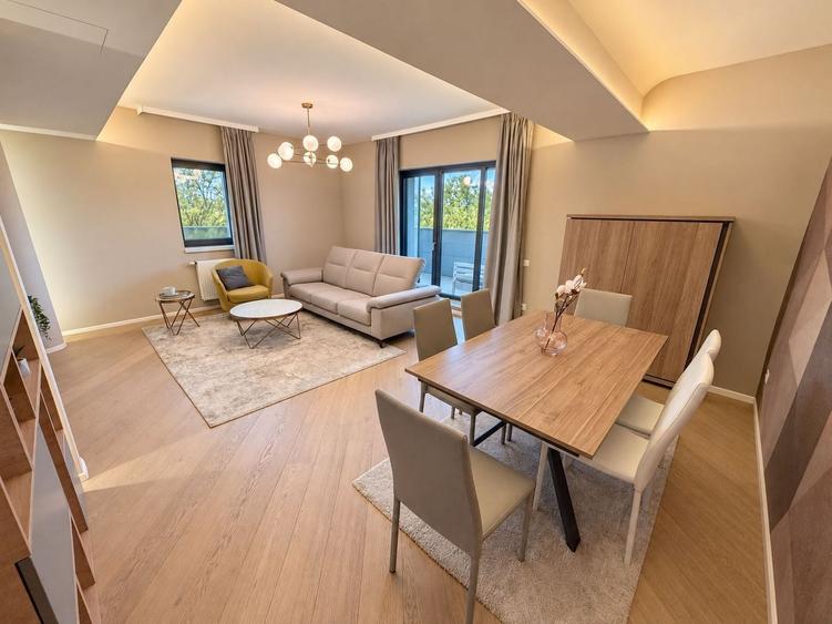 Apartament cu 3 camere decomandat, mobilat în Cotroceni
