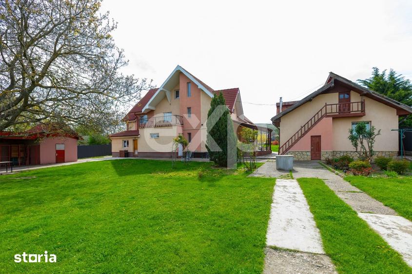 Casă cu 5 camere cu Teren 3659 Mp în Sărata
