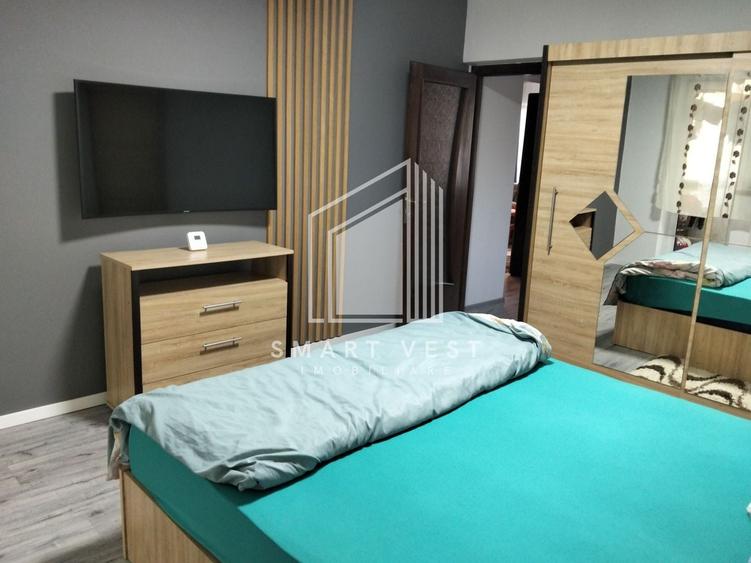Apartament cu 3 camere semidecomandat, mobilat în Careiului