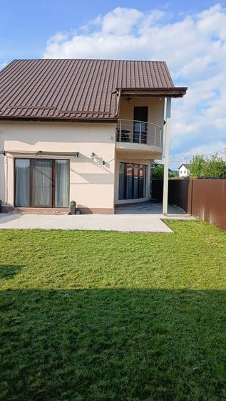 Casă cu 4 camere cu Teren 605 Mp în Central