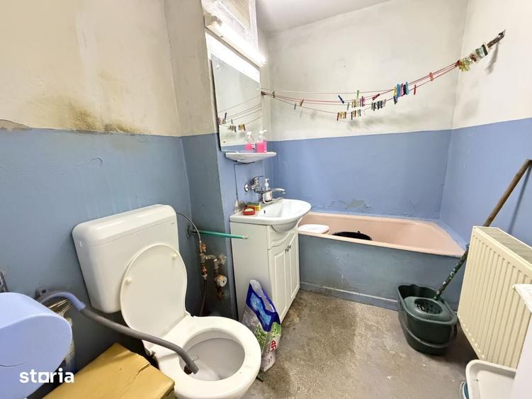 Apartament cu 4 camere decomandat în Central