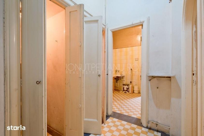 Apartament cu 4 camere decomandat în Armeneasca