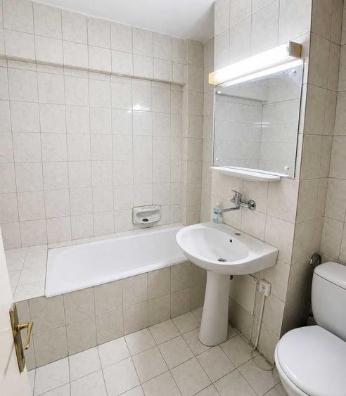 Apartament cu 2 camere decomandat în Ultracentral