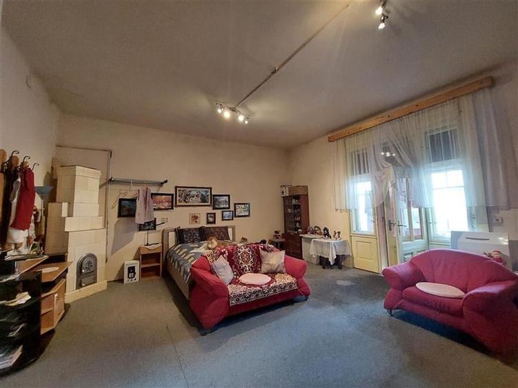 Apartament cu 4 camere decomandat în Ultracentral