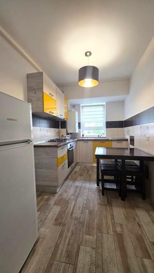 Apartament cu 3 camere decomandat în Avantgarden