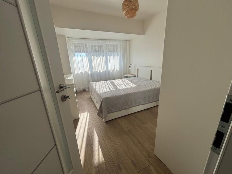 Apartament cu 3 camere în Centru Civic