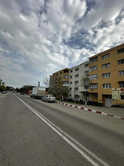 Apartament de vanzare - 4