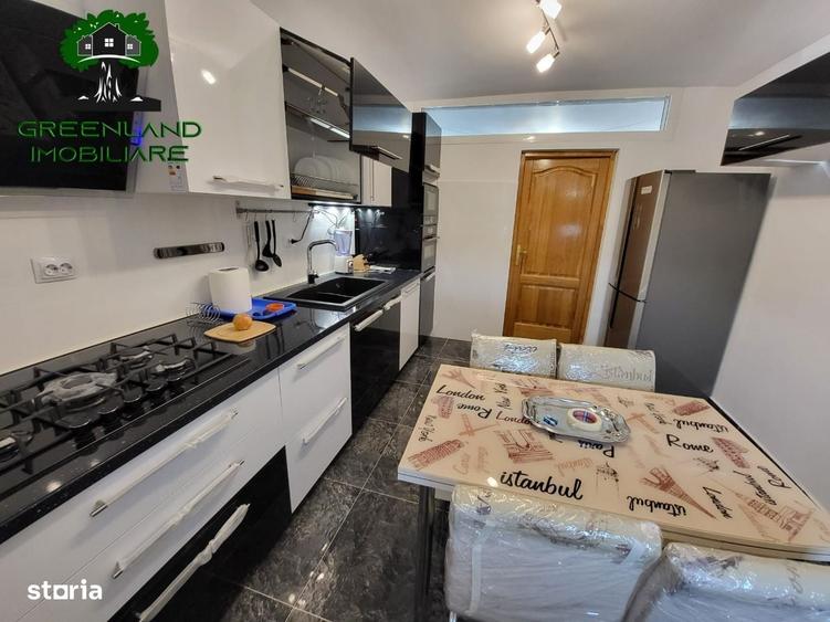 Apartament cu 4 camere decomandat în Copou