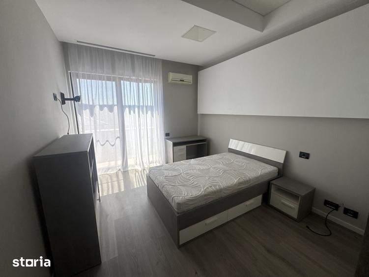 Apartament cu 4 camere în Băneasa