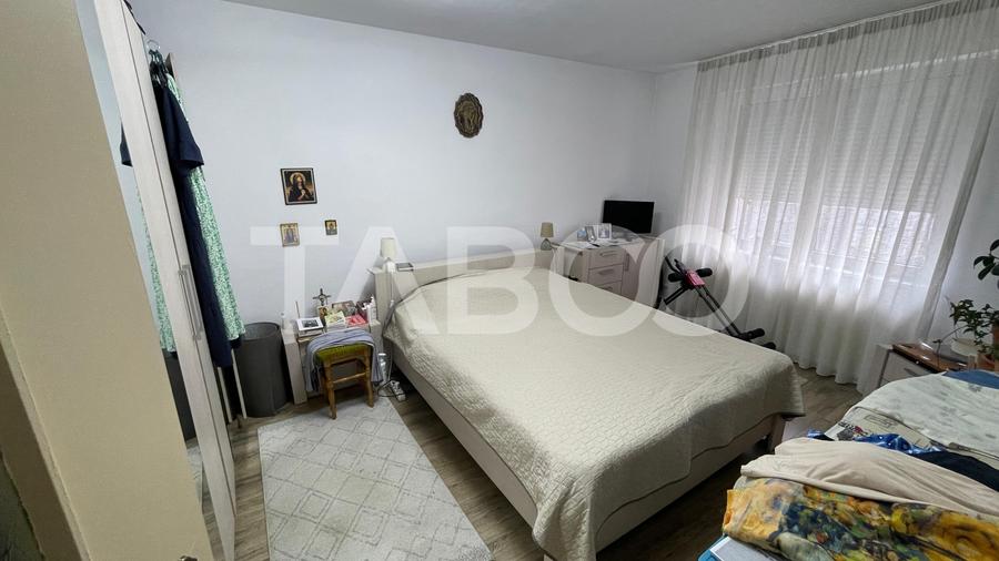 Casa 4 camere de vanzare in Lazaret cu garaj demisol generos mansarda - 8