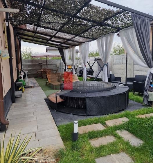 Casă cu 3 camere cu Teren 500 Mp în Central
