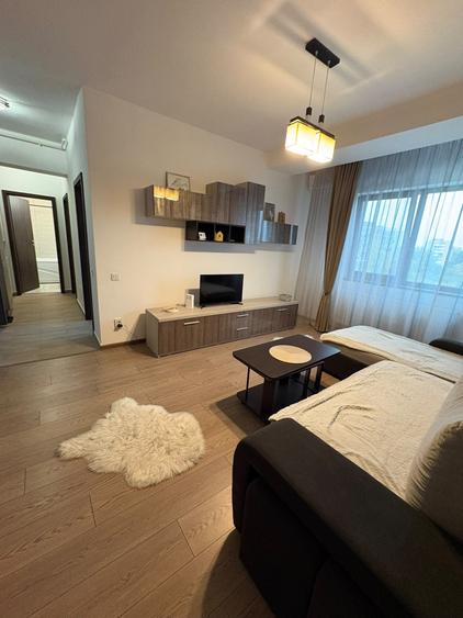 Apartament cu 2 camere decomandat în Drumul Taberei