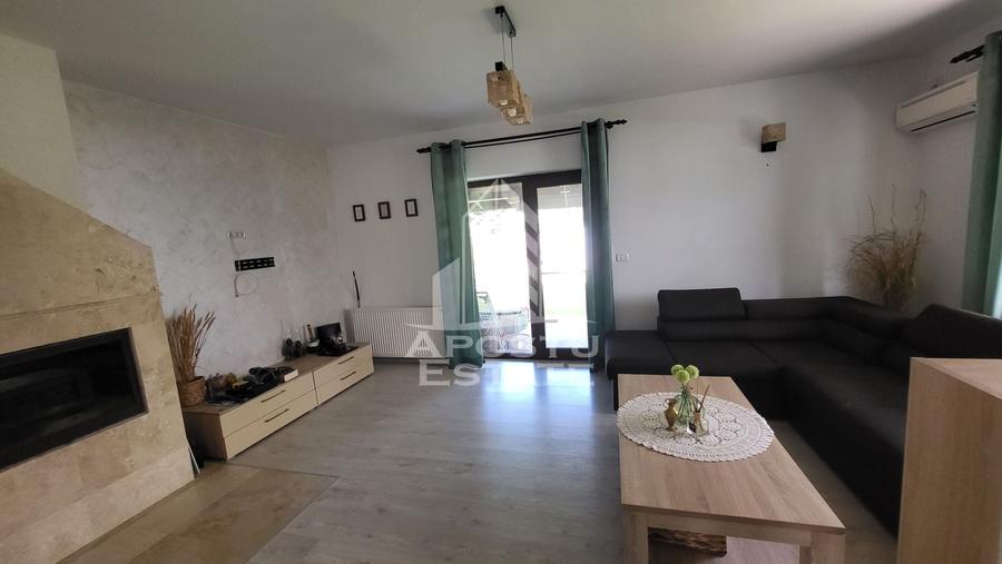 Duplex cu 4 camere cu Canalizare în Dumbrăvița