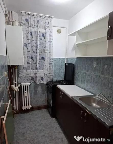 Apartament 2 cam Podu ros ( vizavi de liceul Racovi?a) - 3