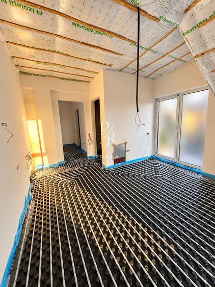 Casă individuală cu 5 camere cu Canalizare în Florești
