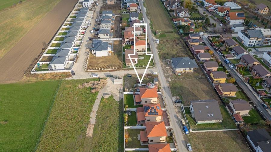 Teren Construcții intravilan de 533 mp, în Bartolomeu