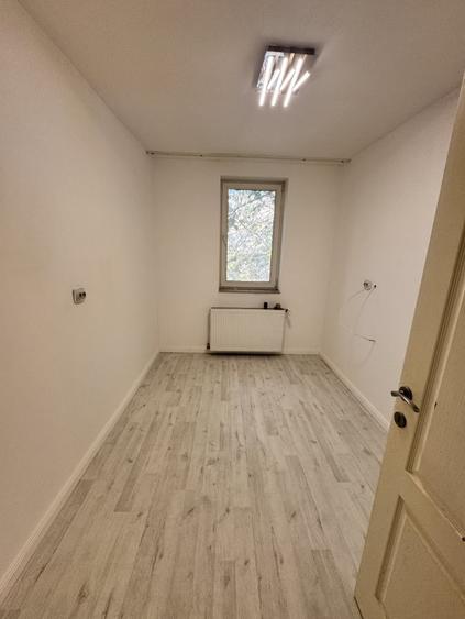 Apartament cu 2 camere semidecomandat, mobilat în Calea București