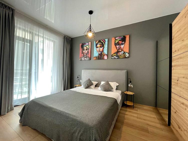 Apartament cu 3 camere semidecomandat în Nord