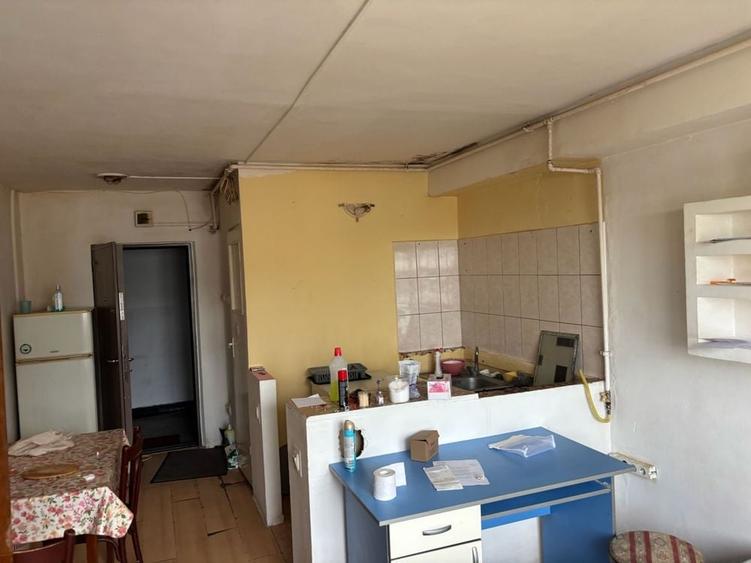 Garsonieră decomandată în Calea Moinești