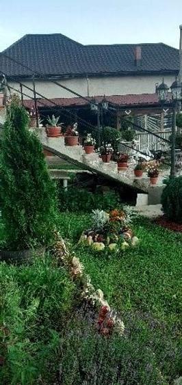 Casă cu 4 camere în Toplița