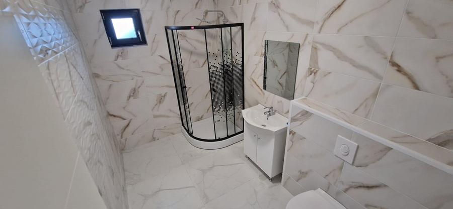 Apartament cu 2 camere decomandat în Exterior Est