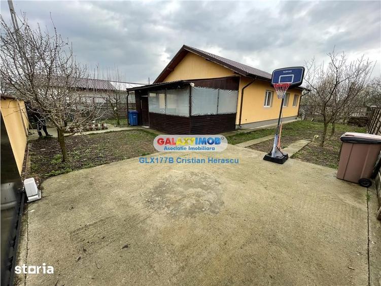 Casă cu 4 camere cu Teren 500 Mp în Tărtășești