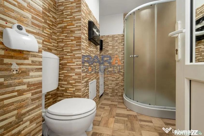 Spațiu comercial, de 60 mp, în Central