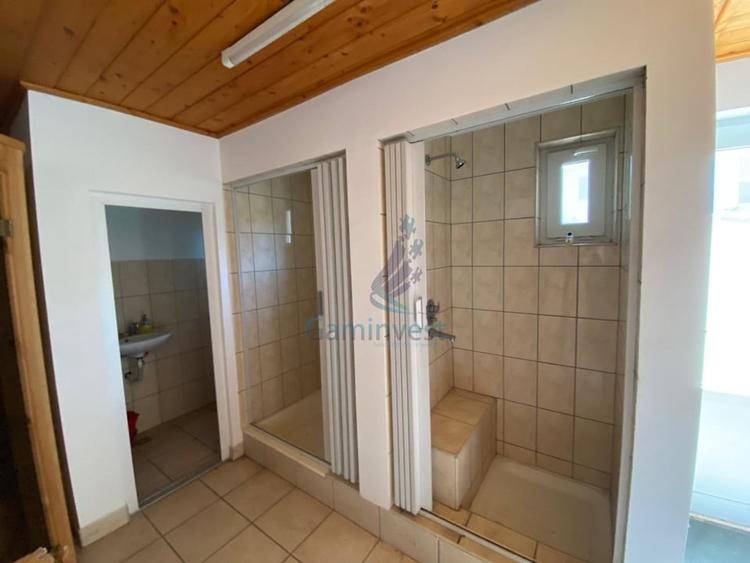 Casă individuală cu 5 camere cu Teren 928 Mp în Decebal