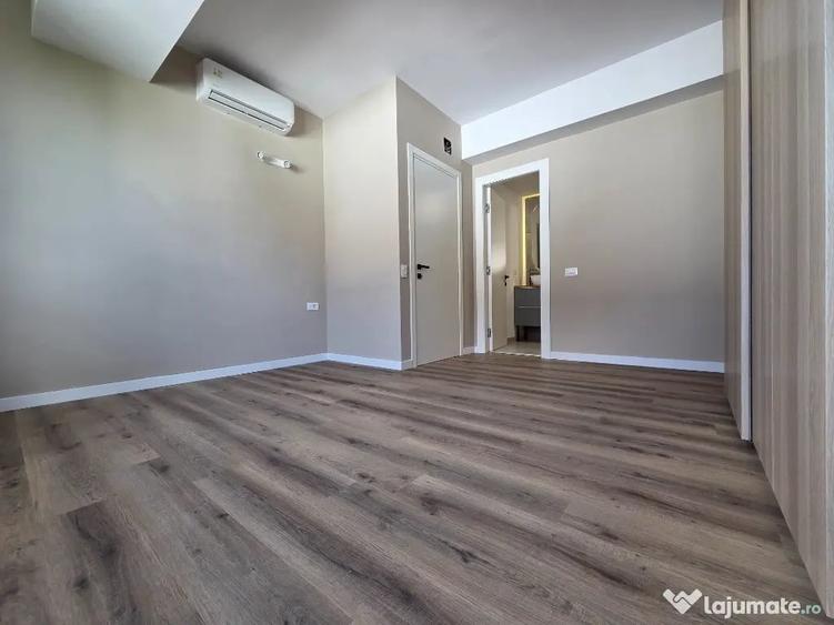 Apartament cu 3 camere decomandat în Băneasa