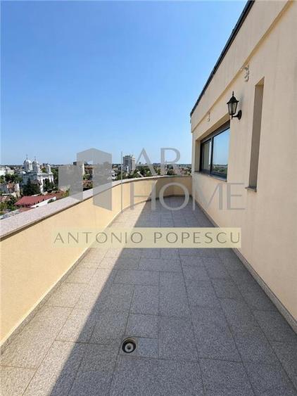 Apartament cu 3 camere decomandat, mobilat în Ultracentral