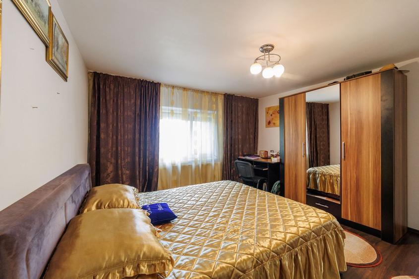 Casă cu 3 camere cu Canalizare în Câmpului