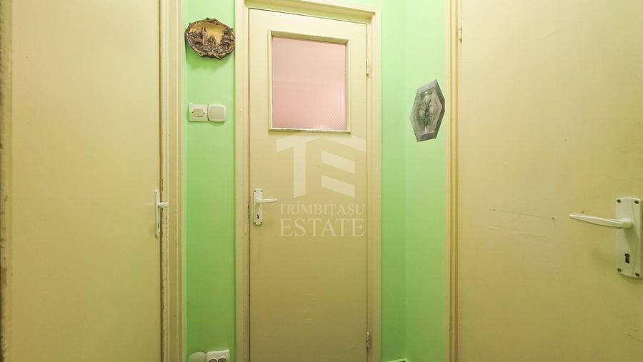 Apartament cu 2 camere semidecomandat, mobilat în Berceni