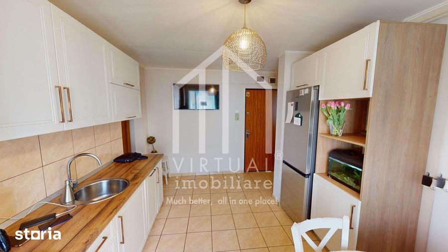 Apartament cu 3 camere, mobilat în Vasile Aaron