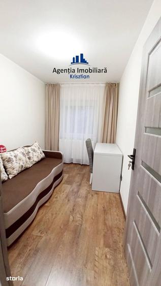 Apartament cu 3 camere decomandat în Micro 17
