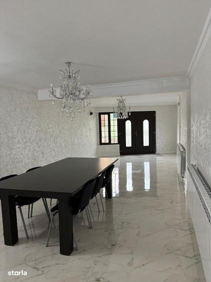Casă cu 4 camere cu Teren 155 Mp în Tecuci