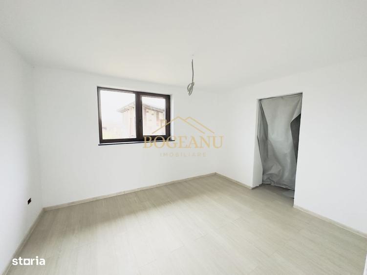 Casă cu 3 camere în Remetea Mică