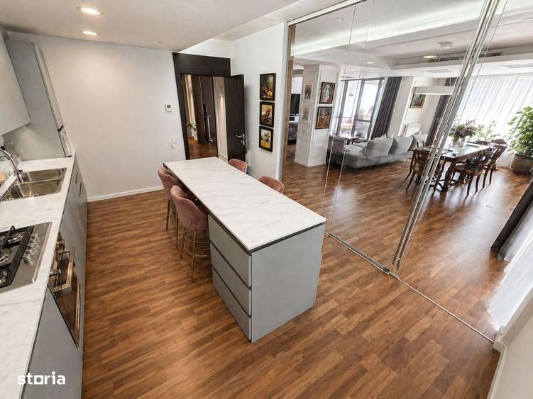 Apartament cu 4 camere în Iancu Nicolae