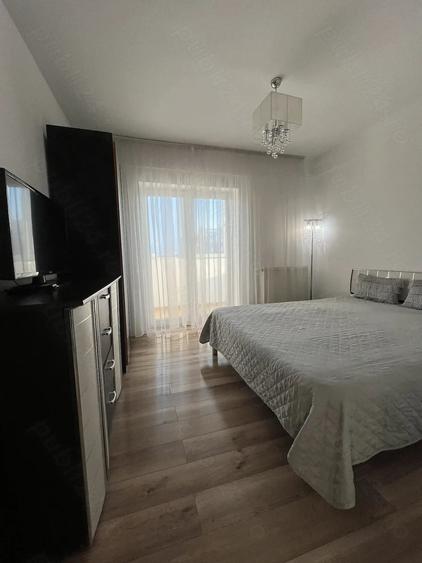 Apartament cu 3 camere decomandat în Mărăști