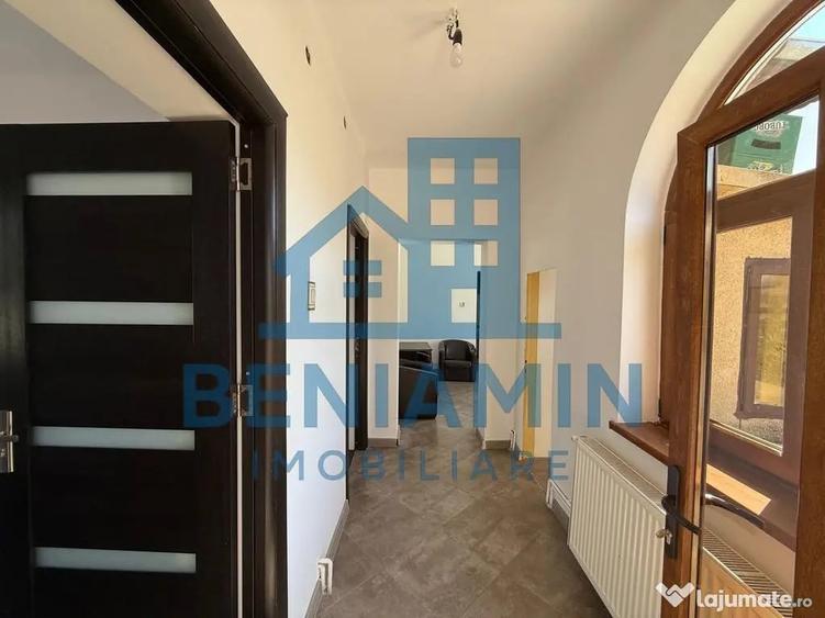 Casă cu 3 camere cu Teren 379 Mp în Brestei