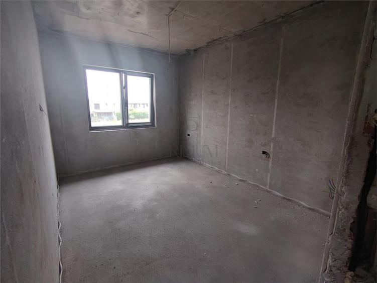 Duplex in zona centrala - despartit prin C.T - 5 camere - 6