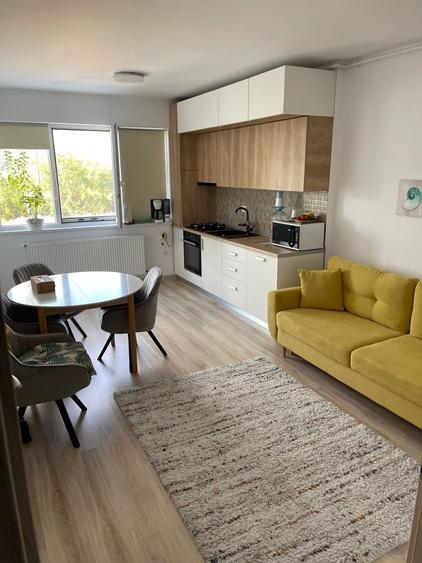 Apartament cu 2 camere decomandat în Militari