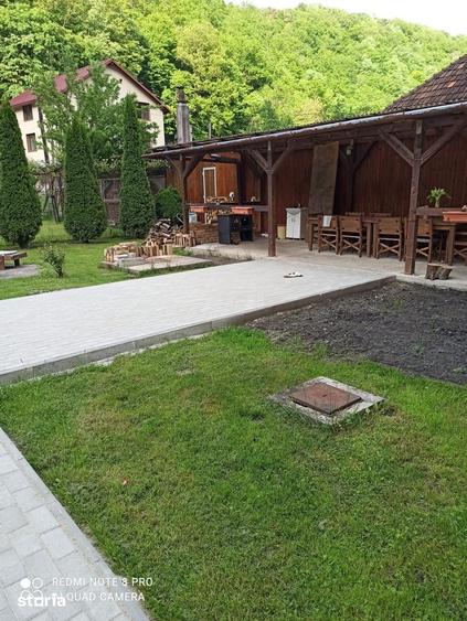 Casă cu 4 camere cu Teren 960 Mp în Central