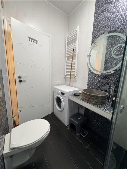 Apartament cu 2 camere decomandat, mobilat în Exterior Est