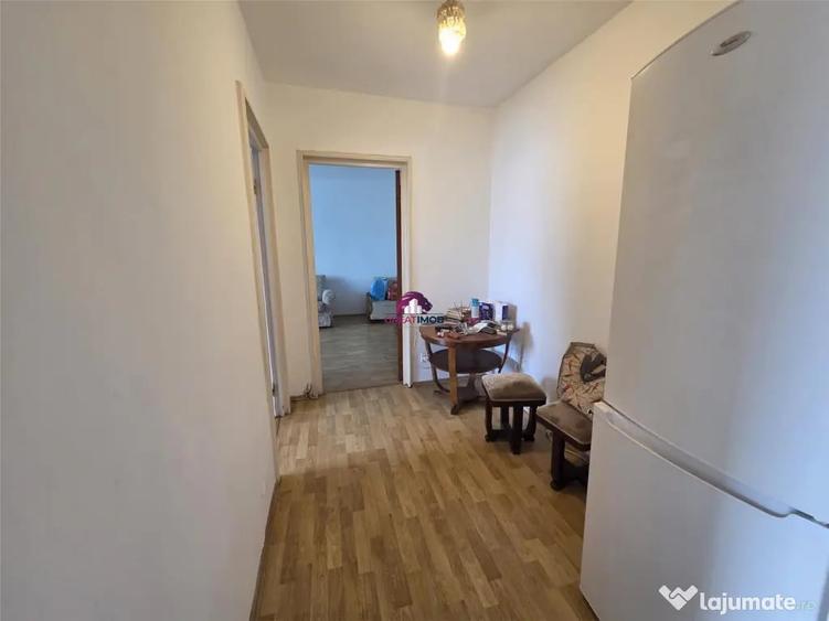 Apartament cu 2 camere decomandat în Obor