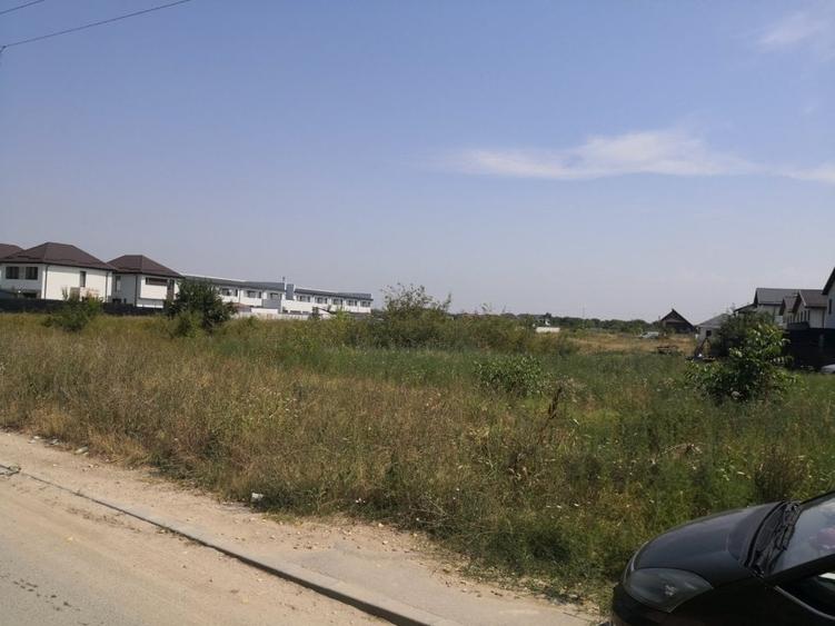 Teren Construcții intravilan de 625 mp, în Vest