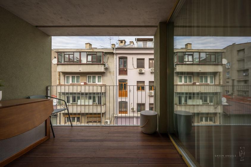 Apartament cu 2 camere semidecomandat în Victoriei