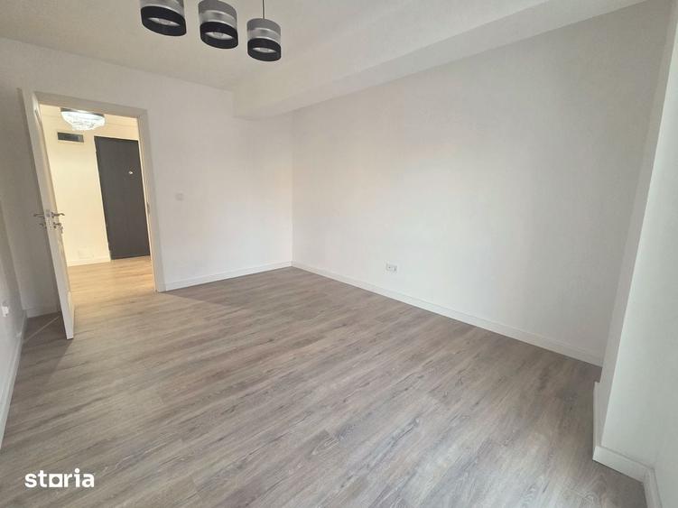 Apartament cu 3 camere decomandat în Dâmbul Rotund