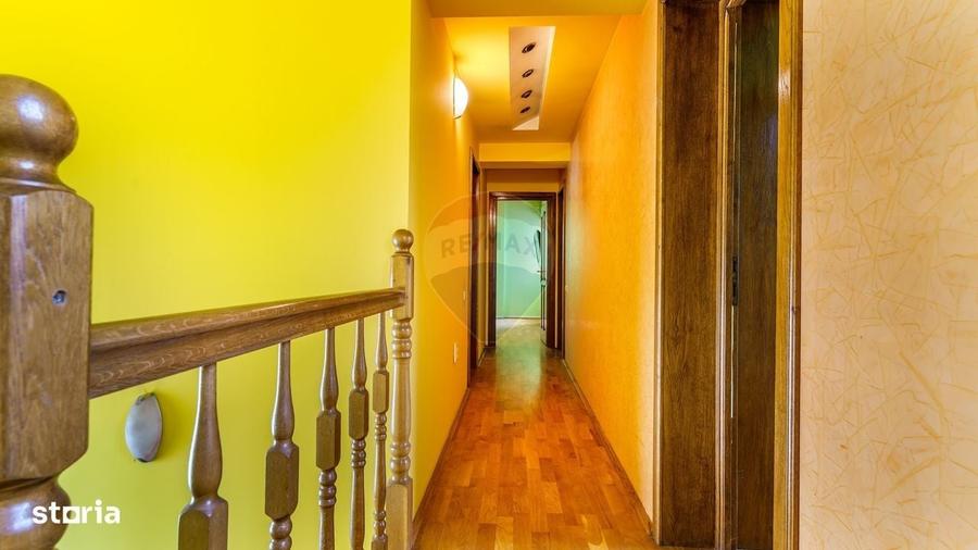 Casă cu 4 camere în Gheorgheni